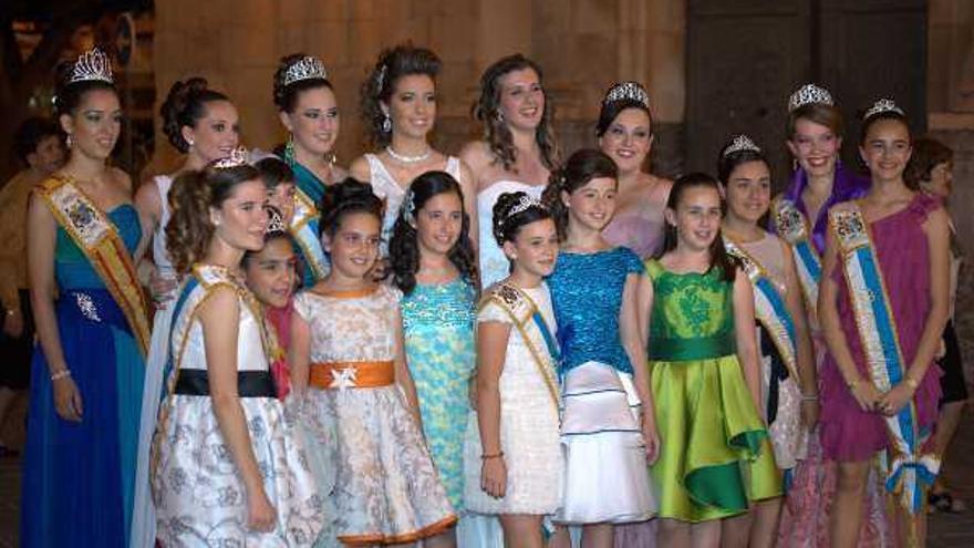 Imagen de la gala de coronación de reinas celebrada el pasado sábado en Catral.