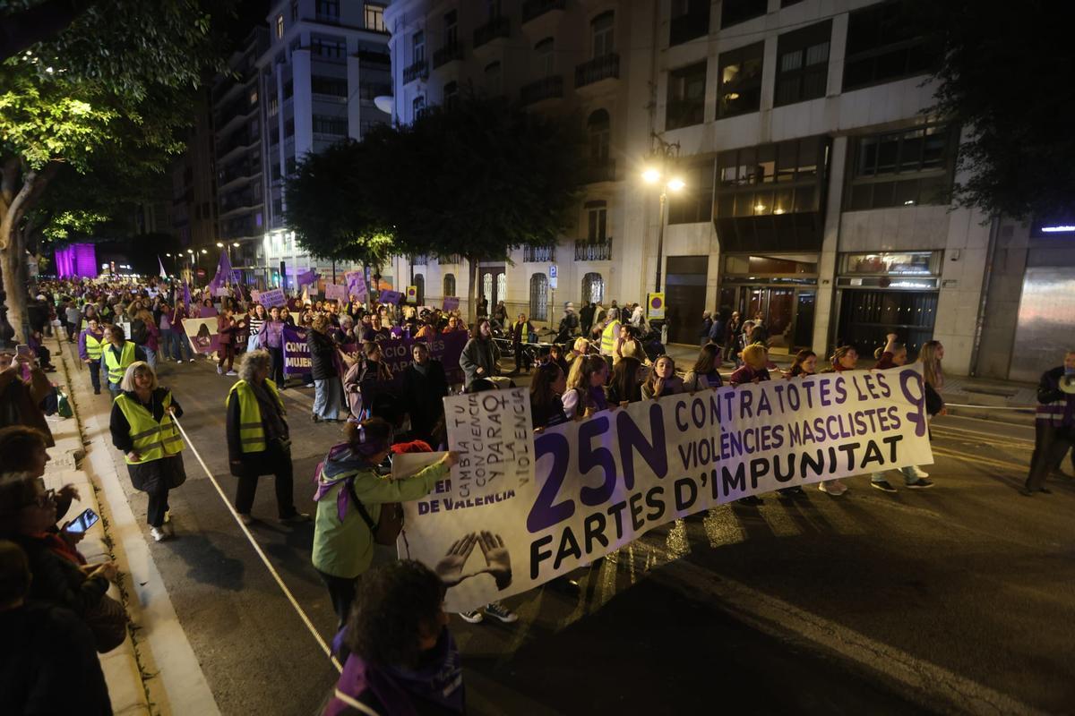 25N VALENCIA | 25N en València: La manifestación contra la violencia ...