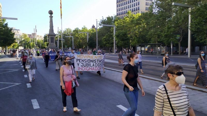 Manifestación en contra del hospital privado