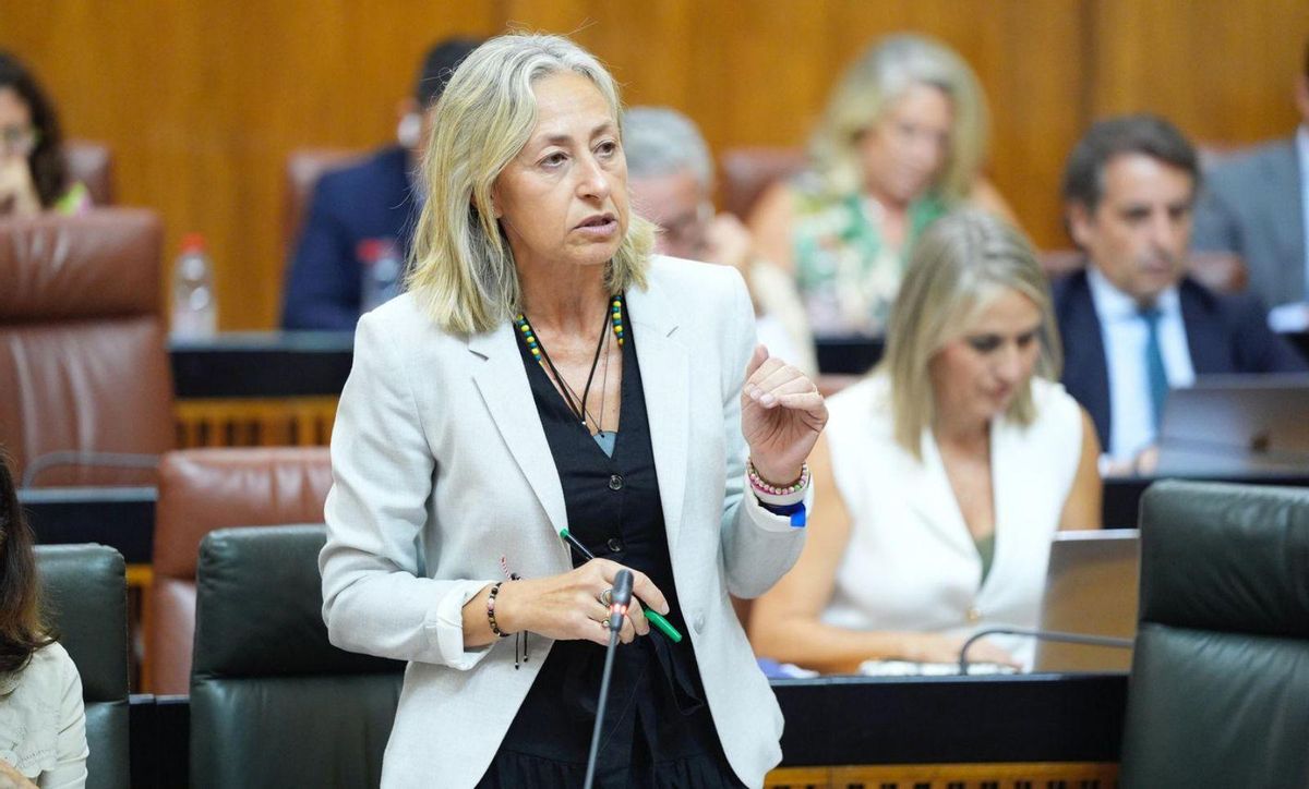 Dimiteix la consellera de Salut d’Andalusia pels cribratges de càncer Dimiteix la consellera de Salut d’Andalusia pels cribratges de càncer