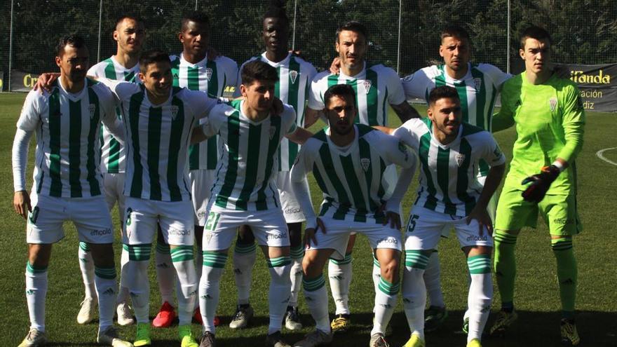 Las notas de los jugadores del Córdoba CF tras el empate en Cádiz