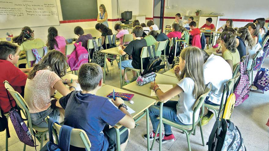 Educación aumenta las clases  de matemáticas y lengua para frenar el fracaso escolar