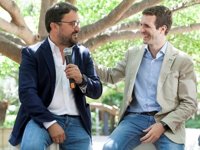 Pablo Casado en un encuentro con simpatizantes ...