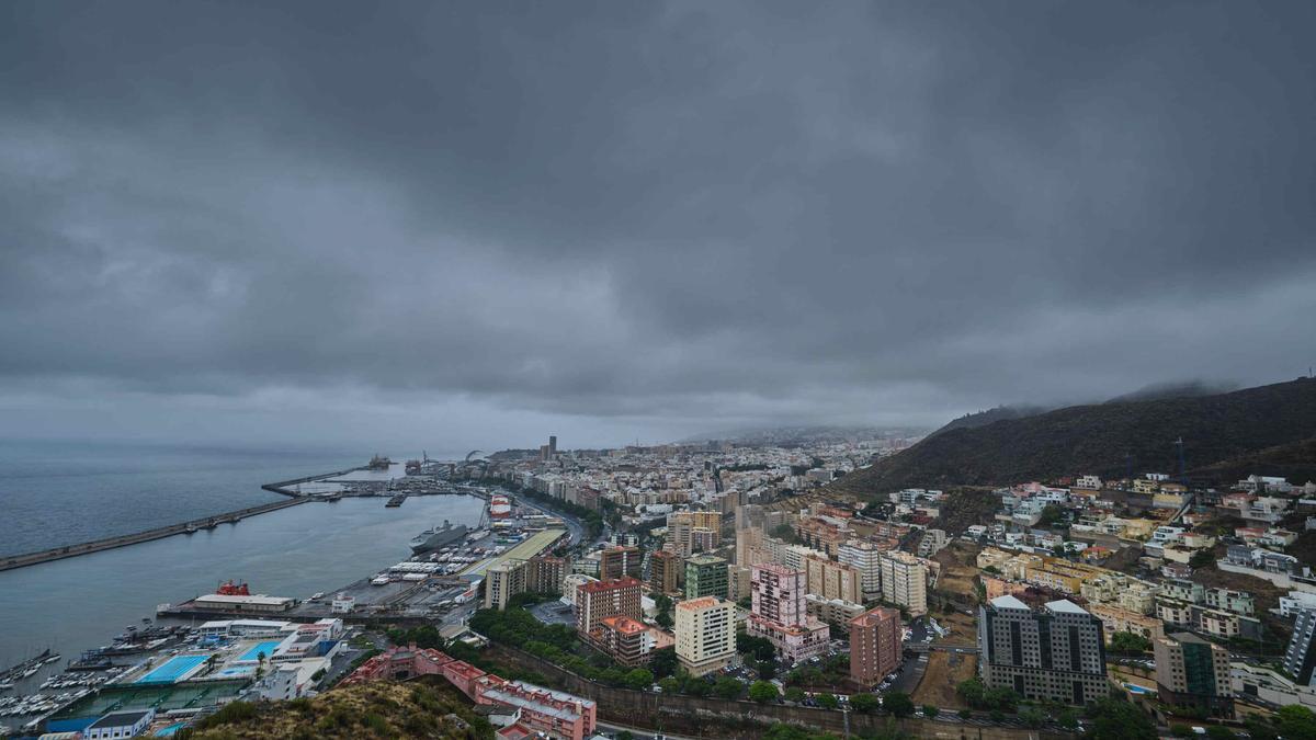 Cielos cubiertos en Santa Cruz de Tenerife