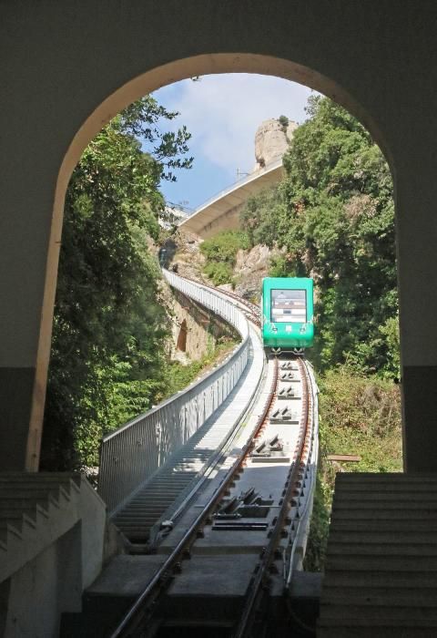 El funicular de la Santa Cova torna a funcionar