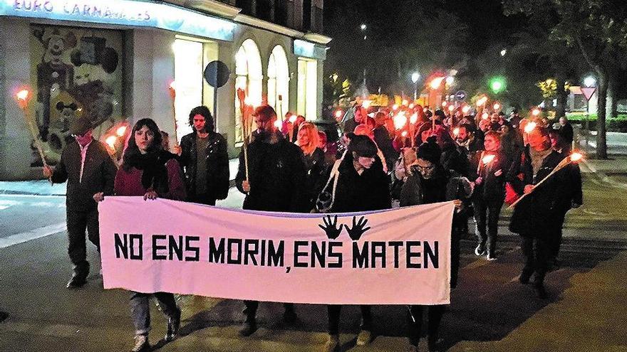 Un momento de la marcha con las antorchas celebrada en Manacor.