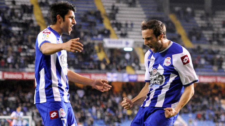 Saúl y Pablo Álvarez celebrando un gol en el partido de Copa ante el Levante.