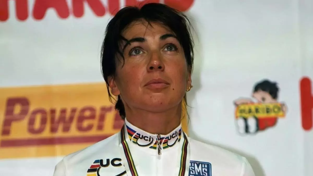 Dori Ruano, la ciclista que pedaleó contra las injusticias: "Los chicos comían chuletón, nosotras filete empanado"