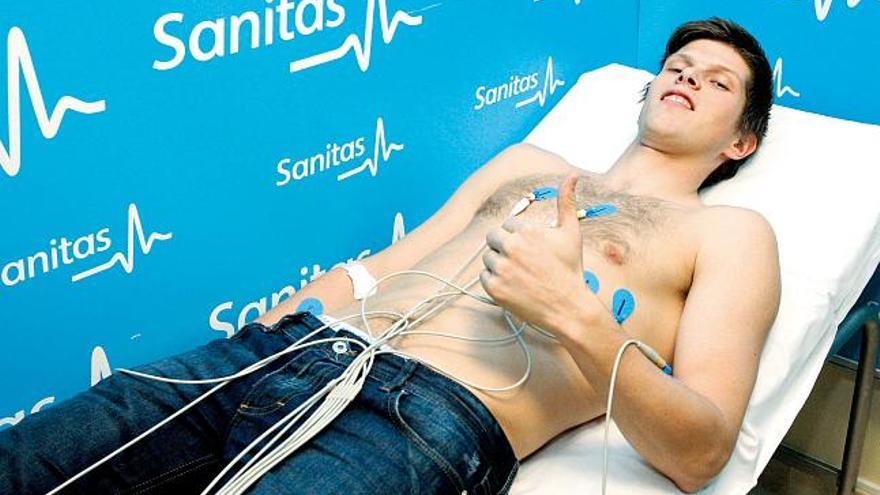 Huntelaar pasó ayer el reconocimiento médico con el Real Madrid