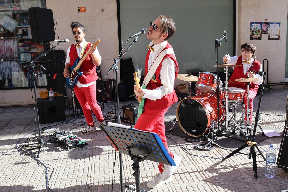 Actividades infantiles durante la entrega de las cartas al paje real en Ibiza