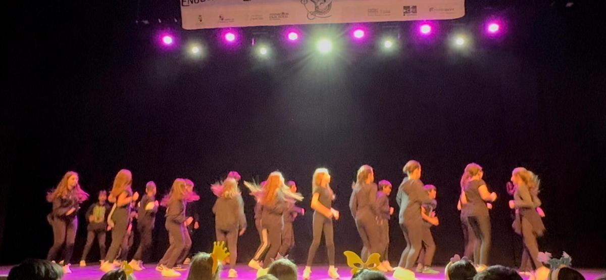 La Escuela en Danza.