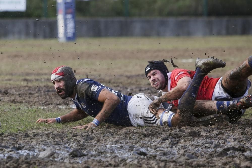 Un momento del partido frente al Durango.