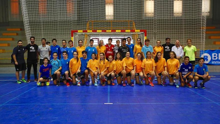 Pozoblanco acoge a las promesas del balonmano