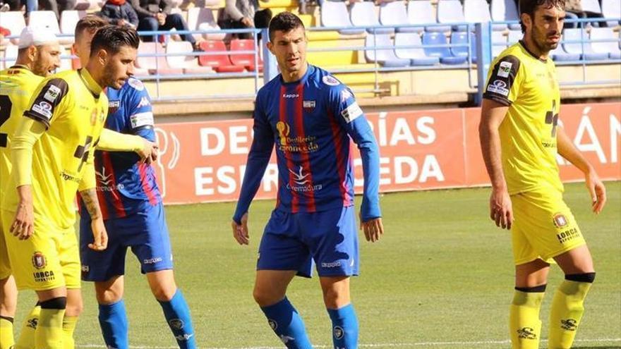 Cartagena-Rayo Majadahonda y Mallorca-Mirandés, a por el ascenso directo