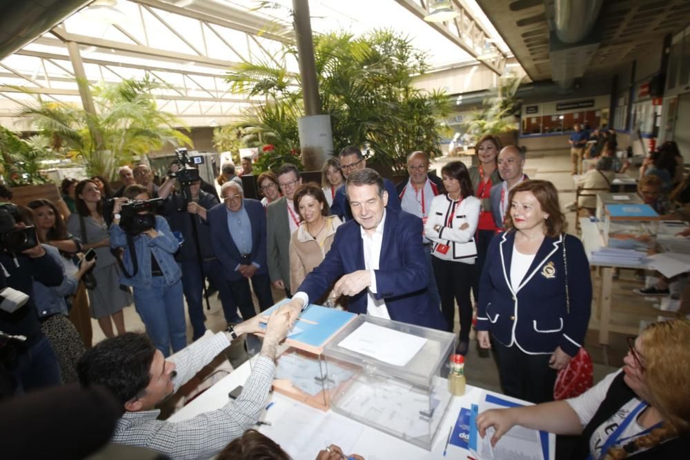 Las fotos de las elecciones municipales y europeas en Vigo el 26 de mayo.