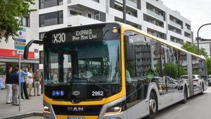 Un bus exprés connectarà Sant Feliu i Sant Just Desvern amb Barcelona