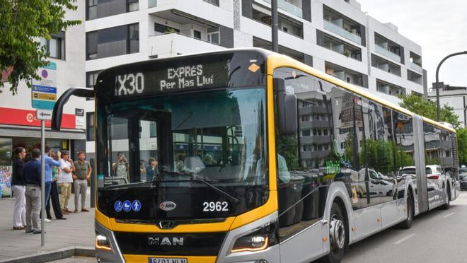 Un bus exprés connectarà Sant Feliu i Sant Just Desvern amb Barcelona