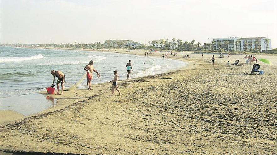 Castelló se suma a Orpesa y la del Serradal será una playa sin humos