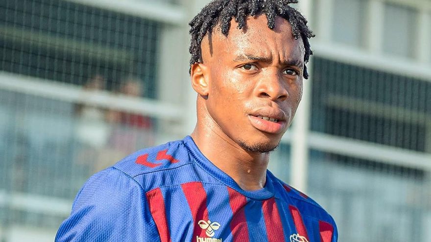 El Kortrijk belga ofrece 450.000 euros al Eldense por Sixtus