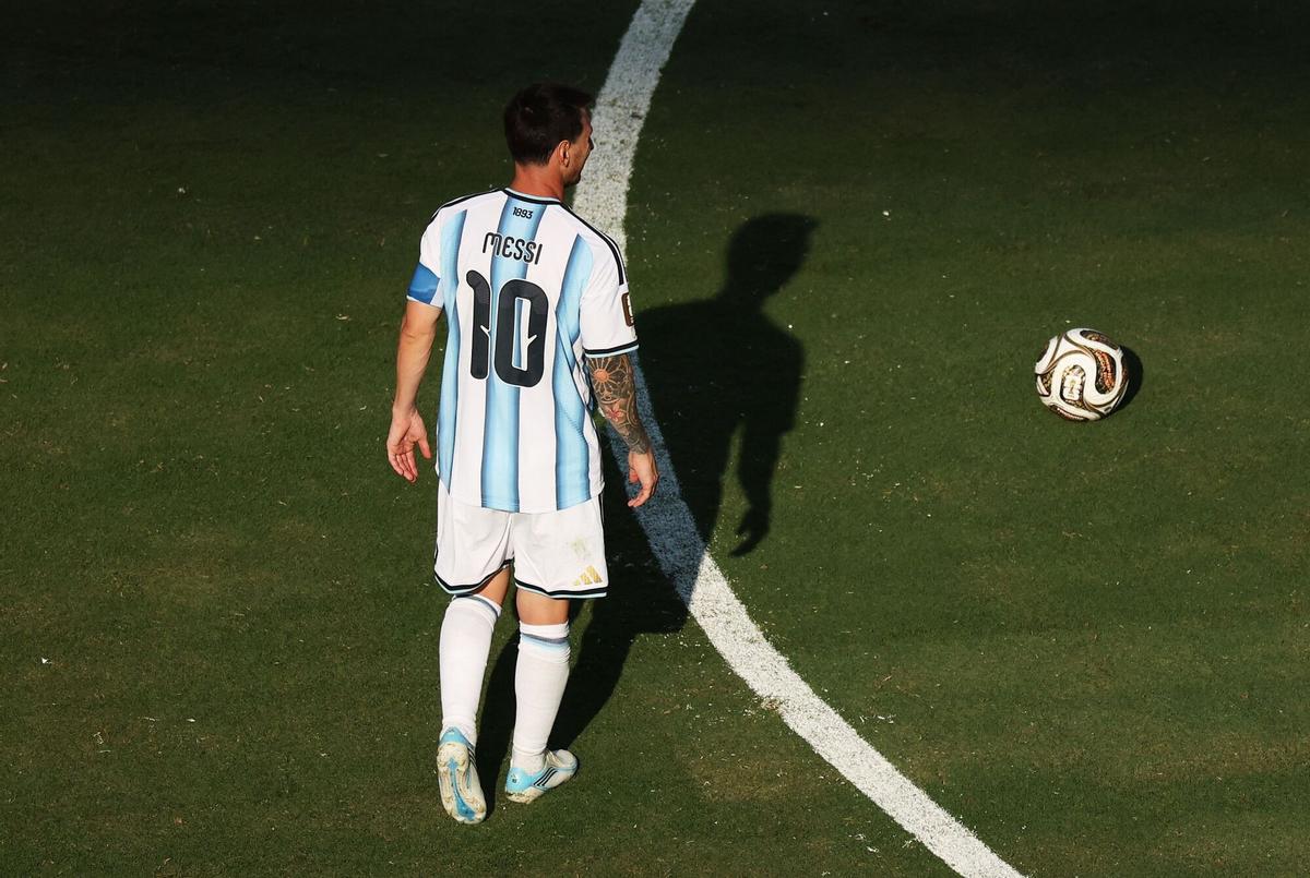 EAST RUTHERFORD, NEW JERSEY - JULY 19: Lionel Messi #10 of Argentina is seen during the FIFA World Cup 2026 Final match between Spain and Argentina at New York New Jersey Stadium on July 19, 2026 in East Rutherford, New Jersey. Kevin C. Cox/Getty Images/AFP (Photo by Kevin C. Cox / GETTY IMAGES NORTH AMERICA / Getty Images via AFP)
