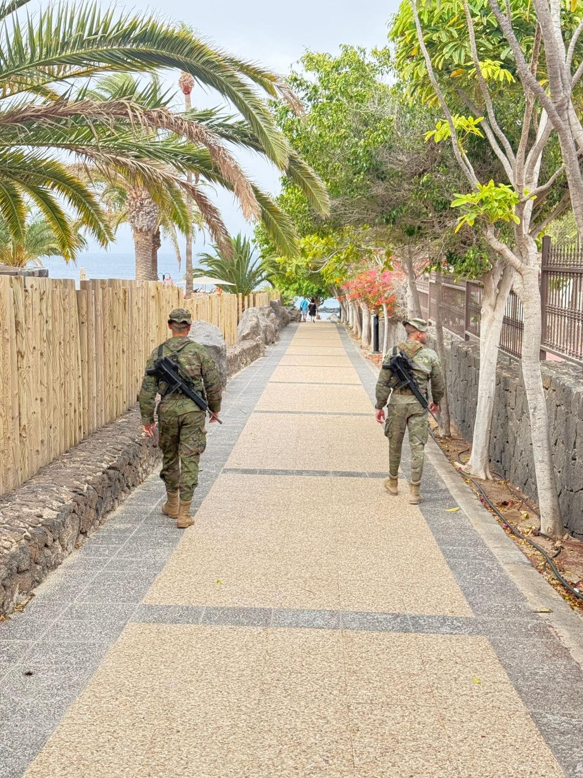 La Brigada “Canarias” XVI refuerza la vigilancia con patrullas en La Gomera y Lanzarote