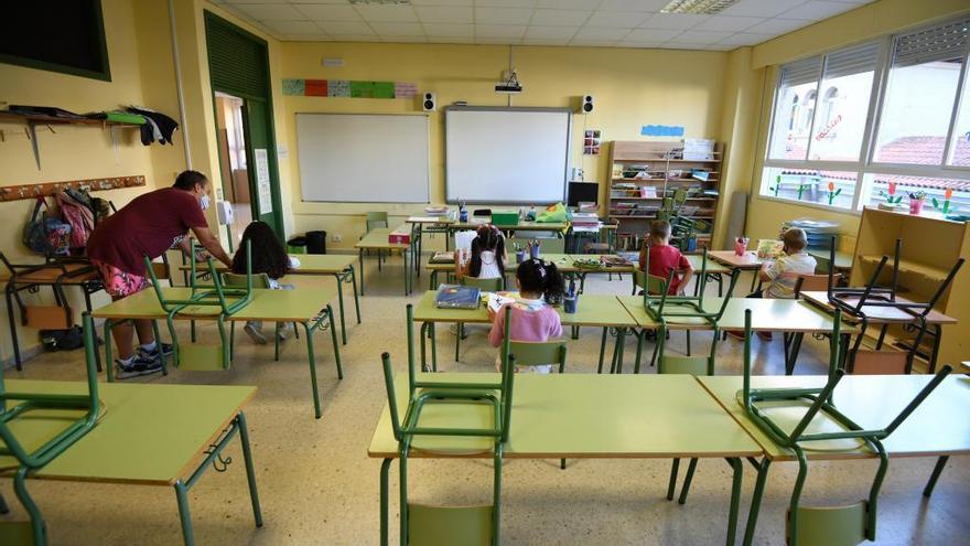 Aula del Colegio Praza de Barcelos el primer día de clase.