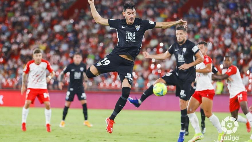 Las imágenes del UD Almería - Málaga CF de la cuarta jornada de LaLiga SmartBank