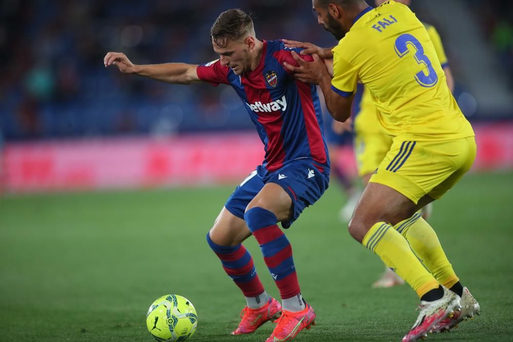 Levante UD - Cádiz, en imágenes