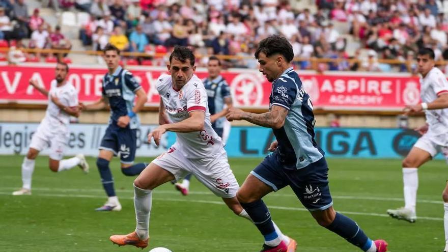 El Córdoba CF reafirma su patrón en León: mandón ante los de abajo, fallón con los de arriba