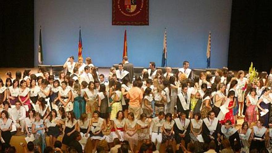 Enfermería gradúa a 190 alumnos en la Universidad de Alicante