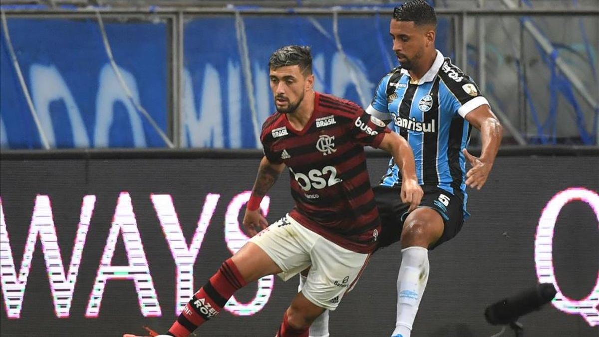Flamengo y Gremio igualaron a uno en Porto Alegre