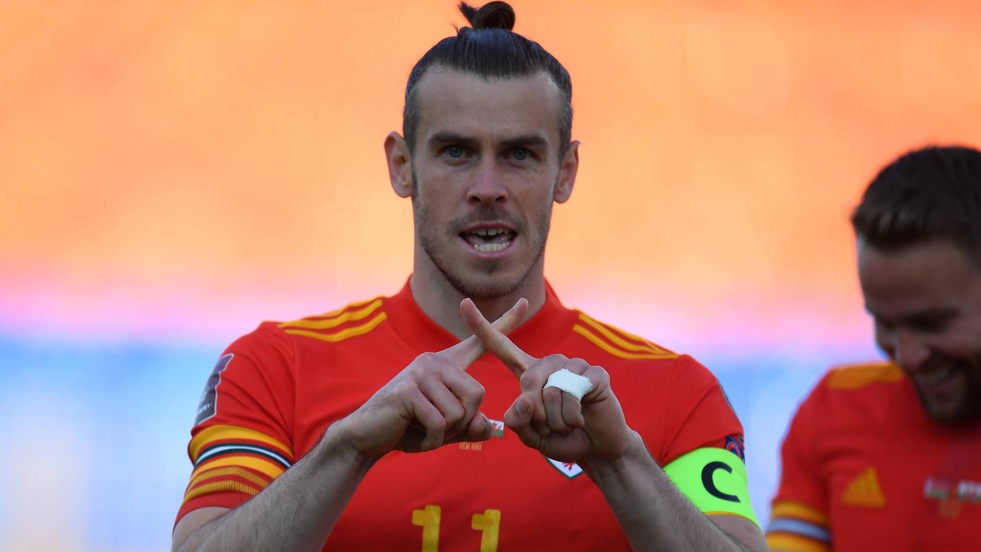 Bale.jpg