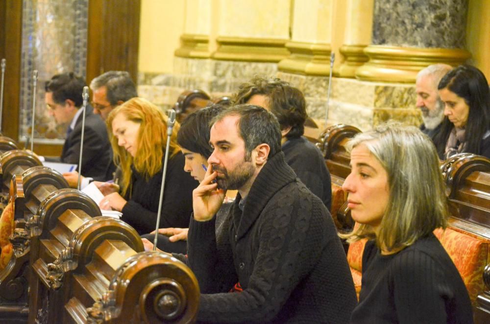 Pleno en el Ayuntamiento de A Coruña (12/12/16)