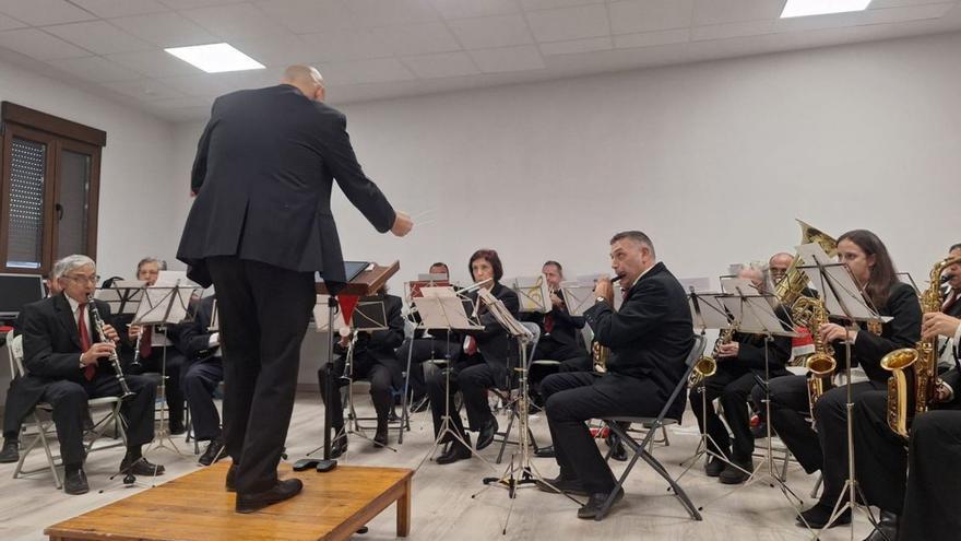 La Banda de Música de Azuara ofreció el tradicional concierto de San Nicolás.