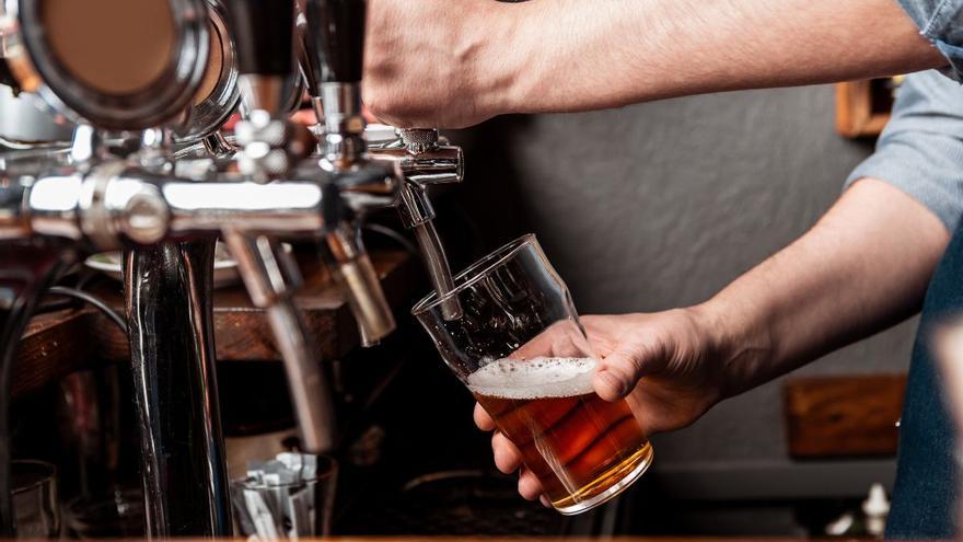 Lo que una conocida cadena británica ha decidido hacer en Alicante por “culpa” del turismo inglés