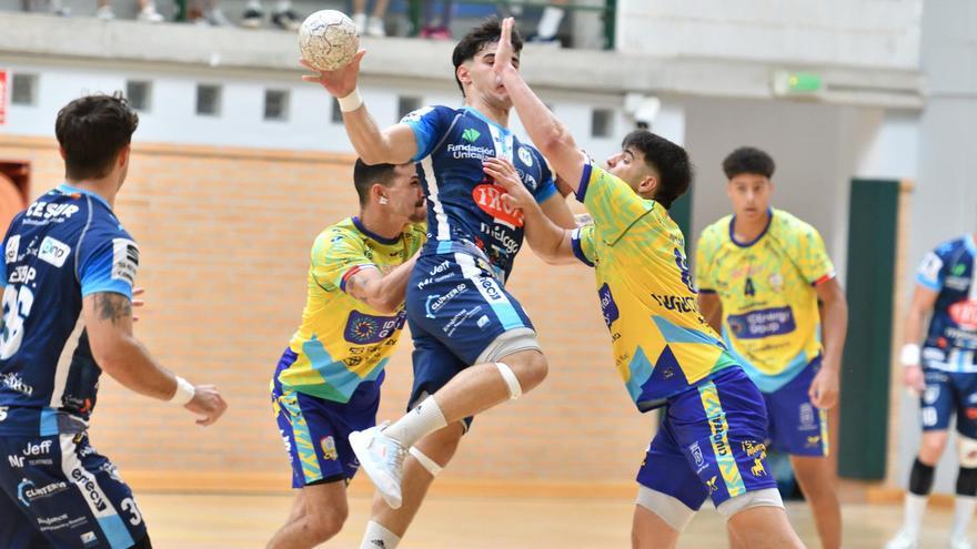 El Trops venció por 28-27 en el partido de la primera vuelta.