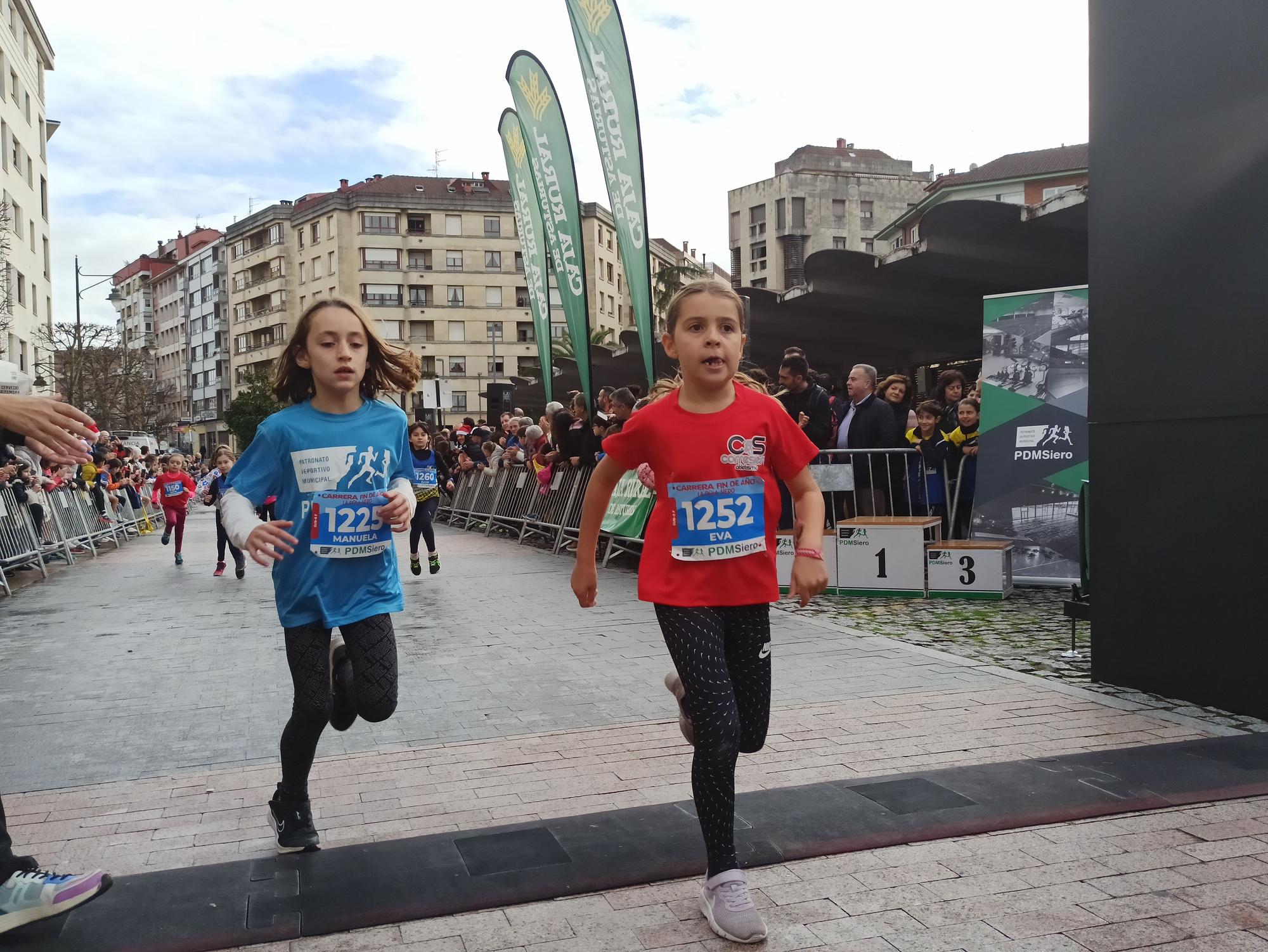 Casi 1.500 participantes disputan la carrera de Fin de Año de Pola de Siero