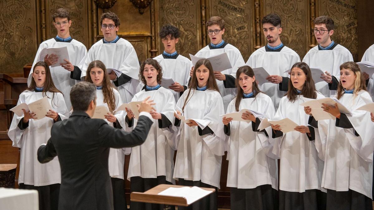 La Escolania de Montserrat tendrá por primera vez voces femeninas.