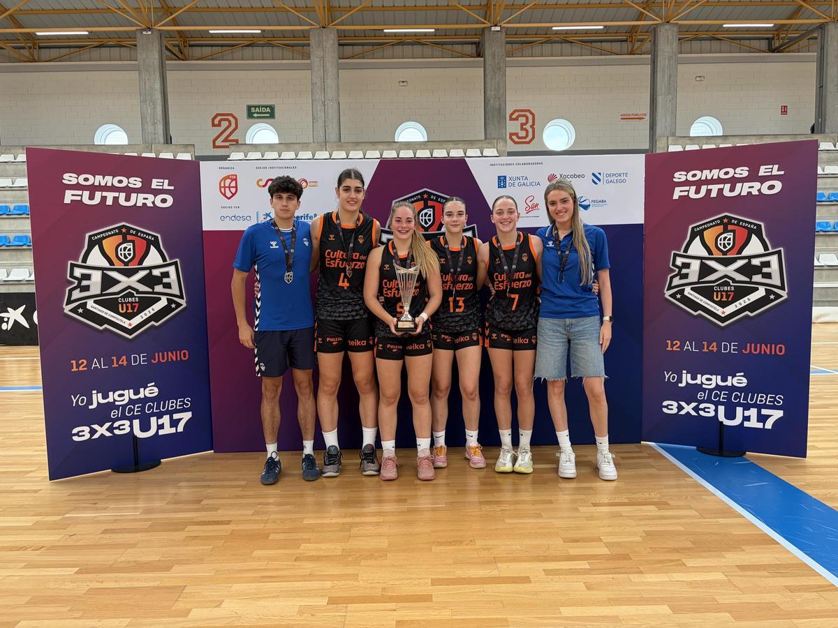 El equipo Júnior 3x3 femenino completó un gran campeonato.