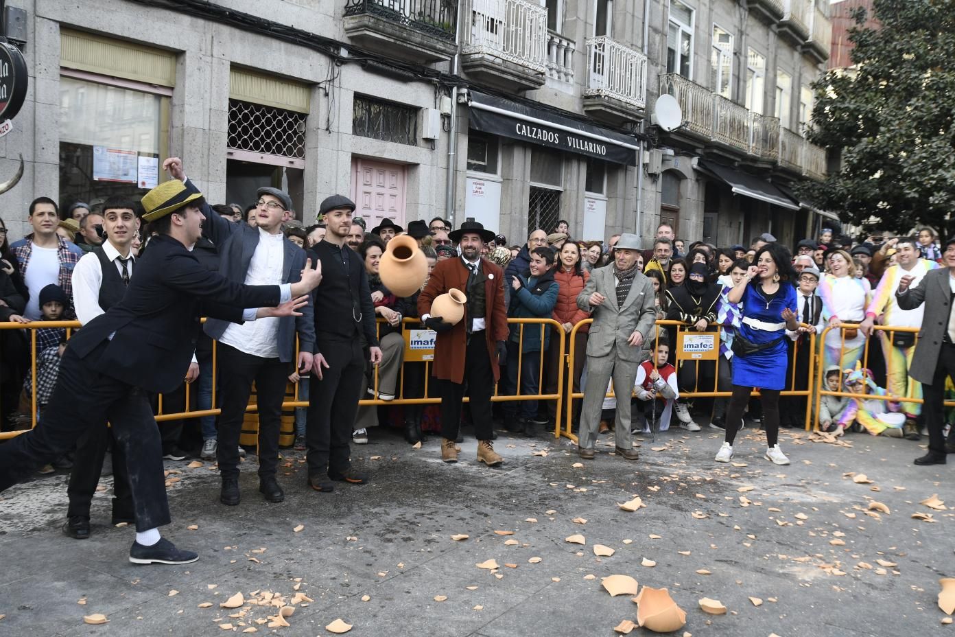 Vuelan 'olas' en Xinzo: así fue el Domingo Oleiro de Entroido