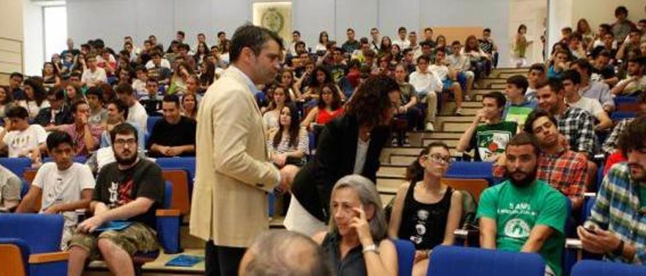 El acto de bienvenida a los nuevos alumnos, a mediados de mes.