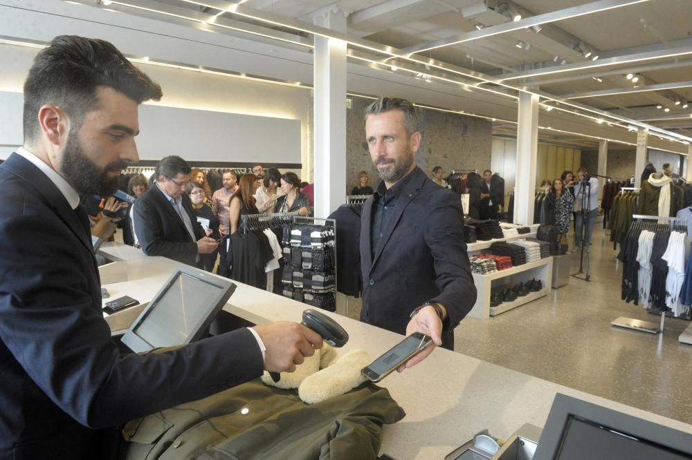 La ''flagship store'' de Zara en A Coruña por dentro