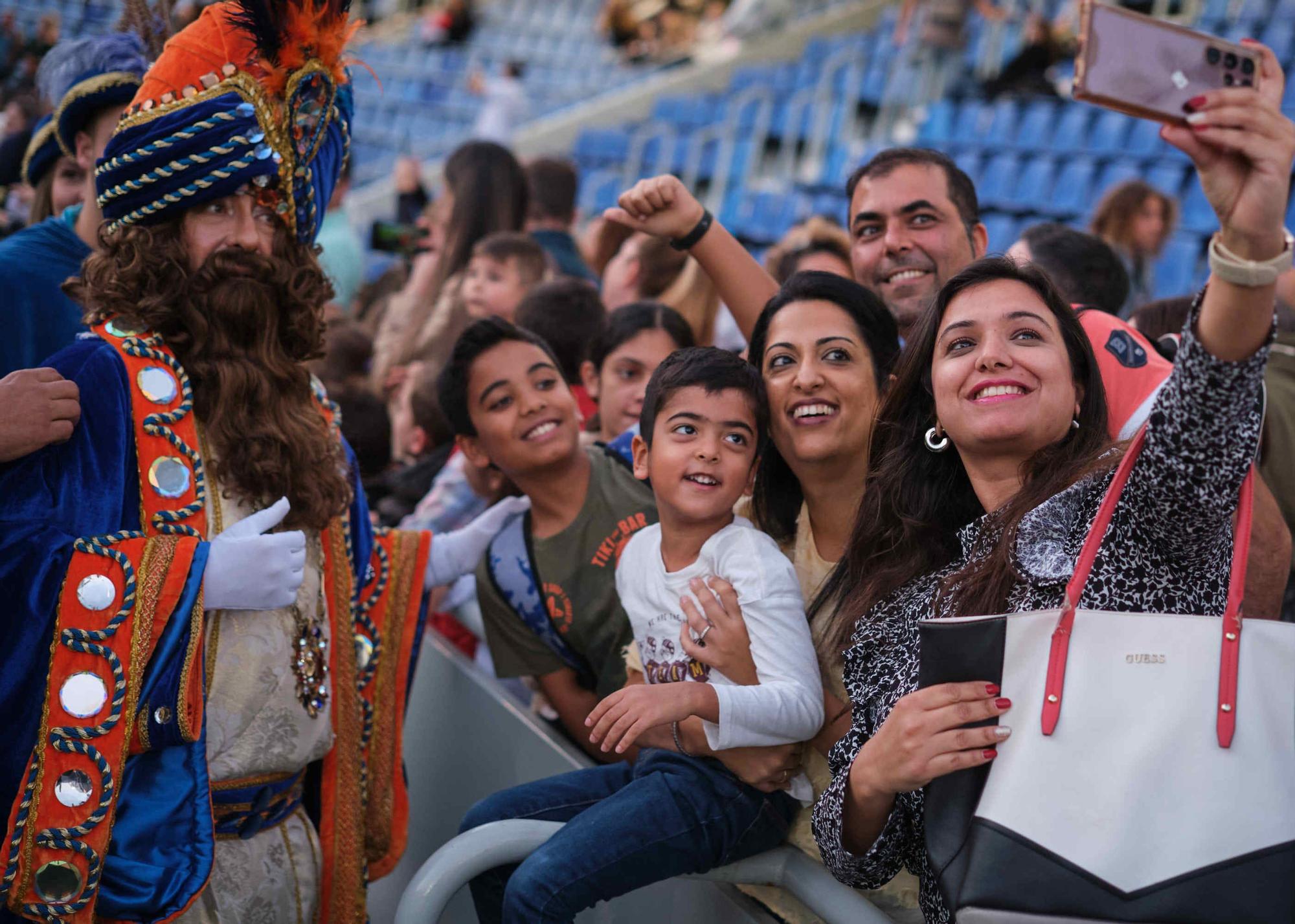 Espectáculo de los Reyes Magos en el Estadio Heliodoro Rodríguez López