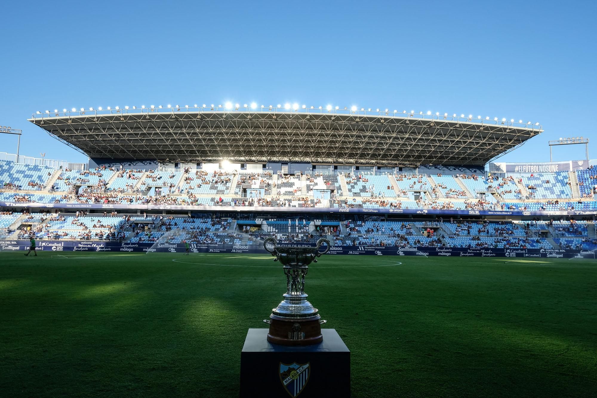 Málaga CF - Antequera CF: el Trofeo Costa del Sol, en imágenes