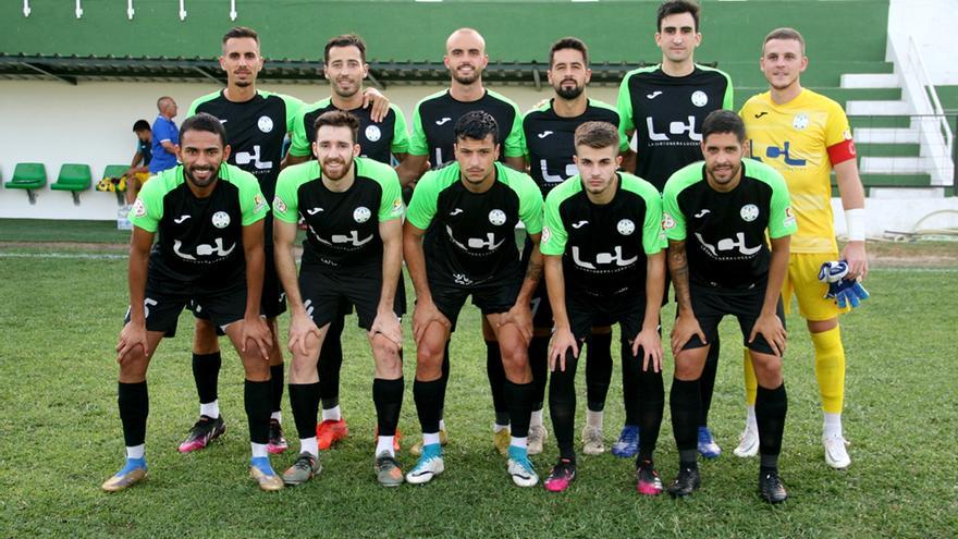 Formación del Ciudad de Lucena en un partido de la presente pretemporada.