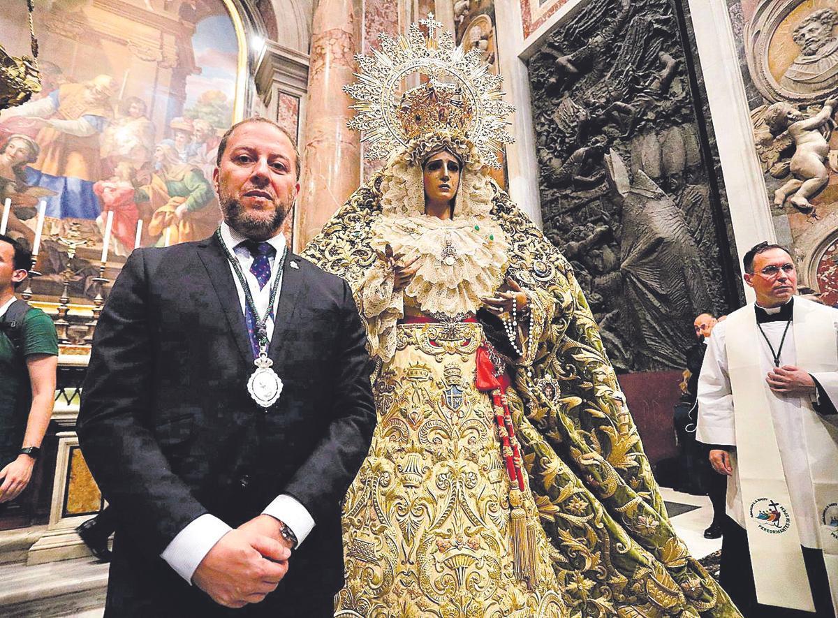 Sergio Morales, hermano mayor de la Archicofradía de la Esperanza.