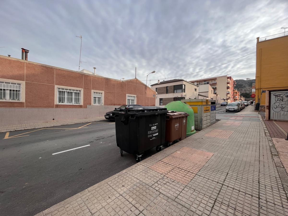 Villena extiende el uso del contenedor marrón al casco urbano.