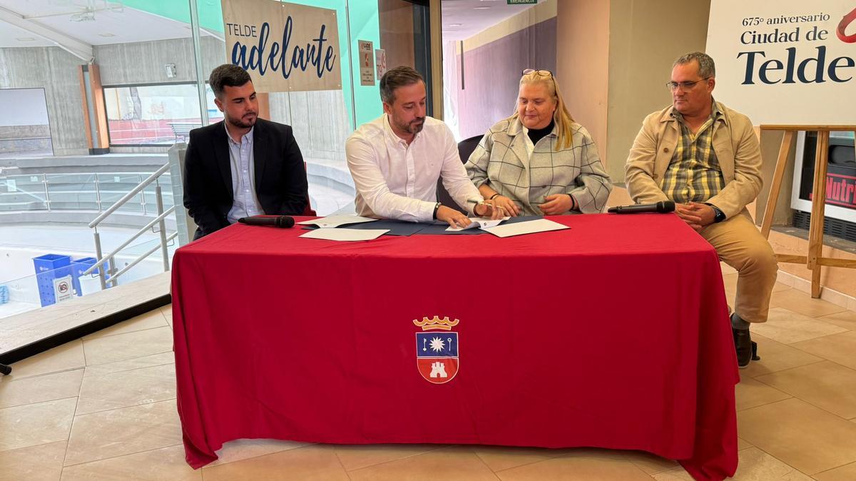 Cristhian Santana, Juan Antonio Peña ,Elena Méndez y Juan Pedro Borrego;