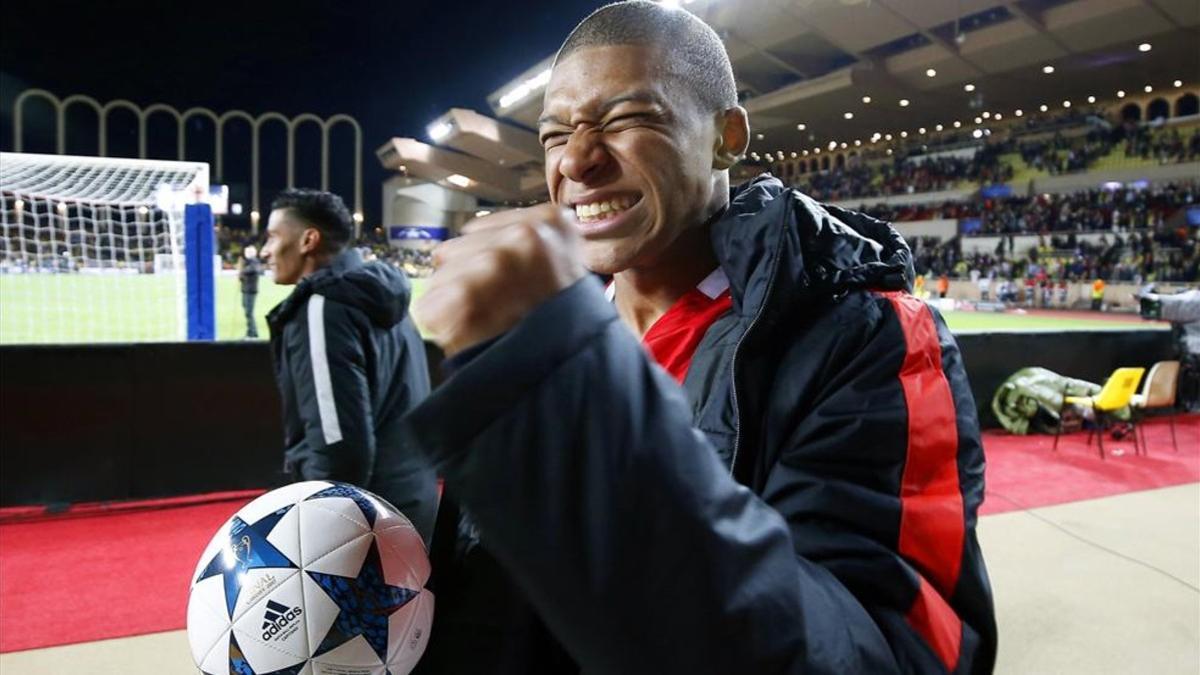 Kylian Mbappé, tras vencer y eliminar al Dortmund, pasó a la historia de la Champions