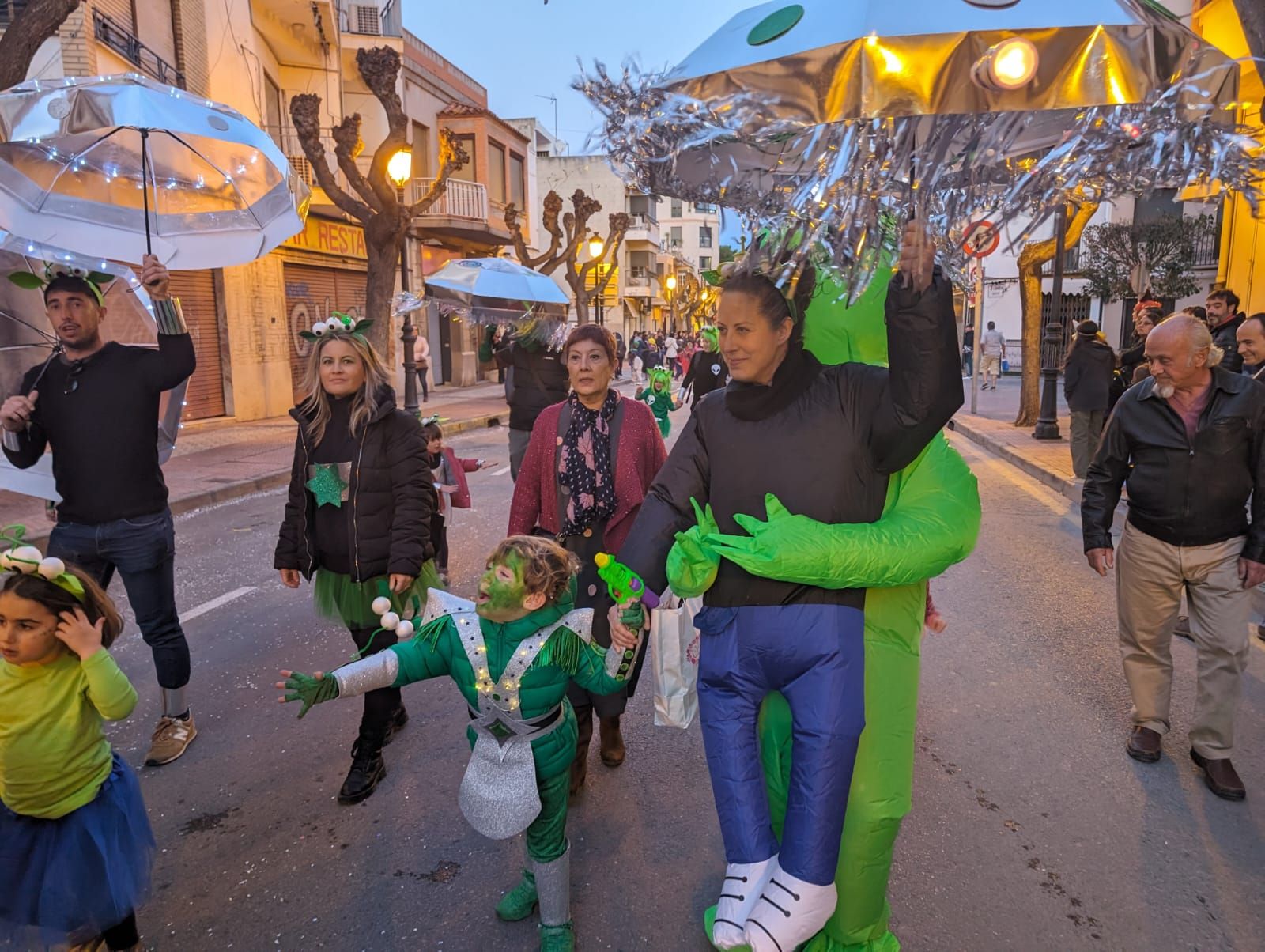 Las mejores fotos del desfile de disfraces del Carnaval de Benicàssim